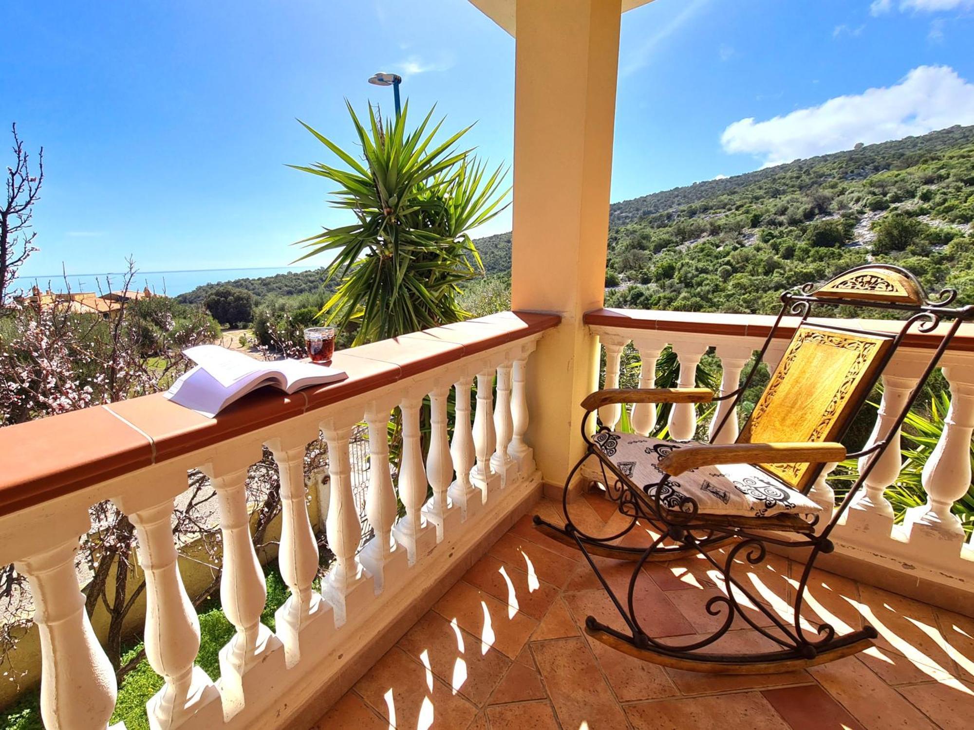 Apartamento Vista Mare E Montagna Cala Gonone Exterior foto
